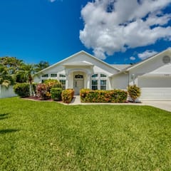 Villa Cape Cove Pool Home