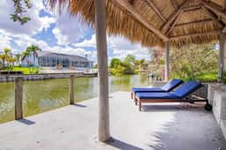 Shamrock Shores with Heated Pool and Tiki Hut - Image 3