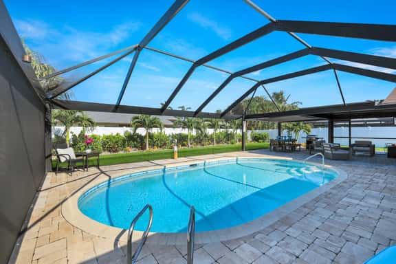 Pelican Retreat with Heated Pool - Image 1