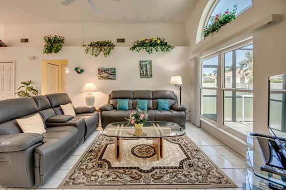 Villa Cape Cove Pool Home - Image 3